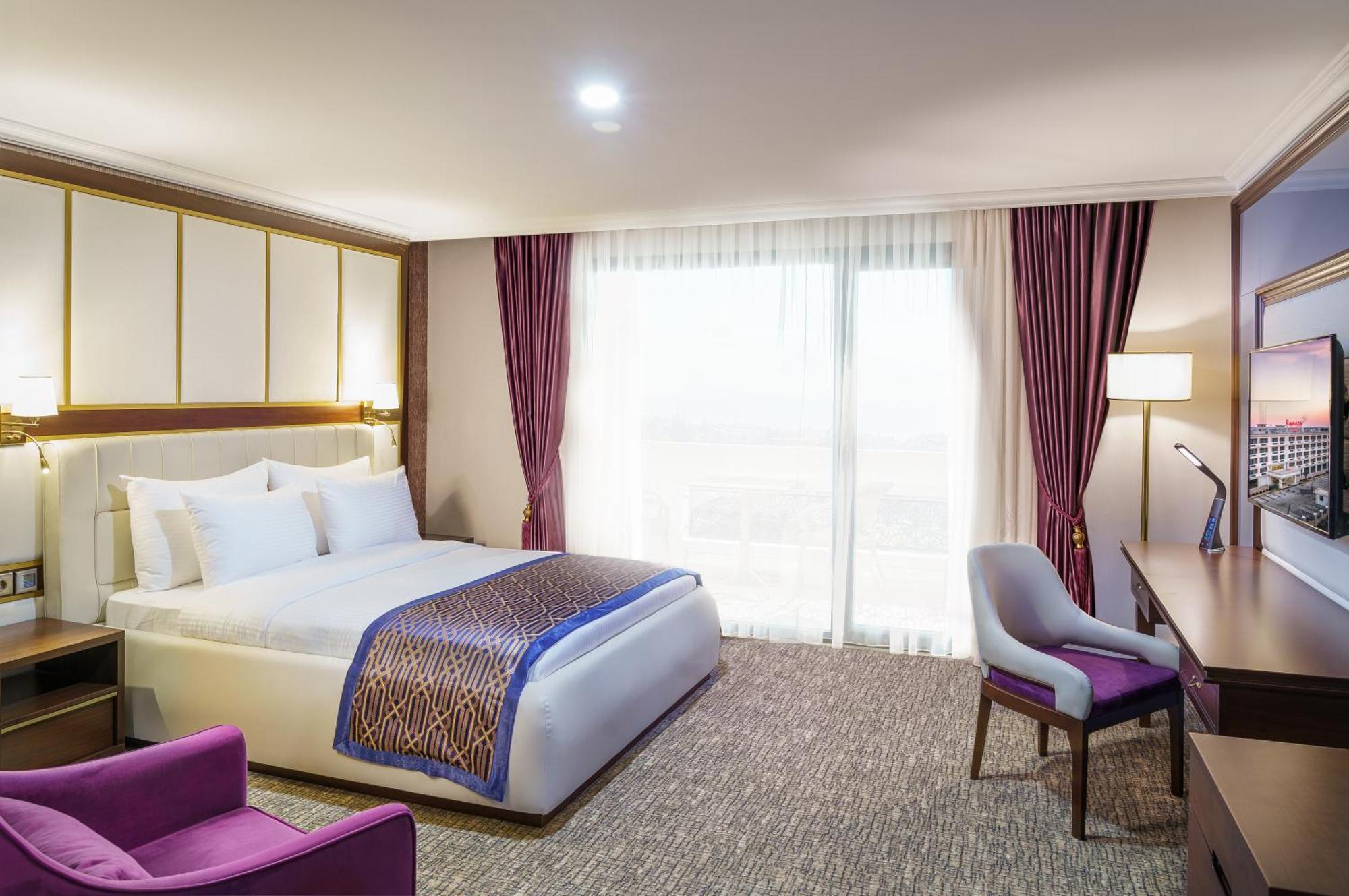 فندق Ramada Plaza By Wyndham سيليفري المظهر الخارجي الصورة