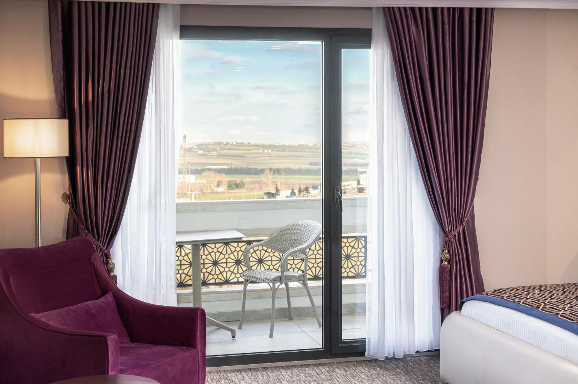 فندق Ramada Plaza By Wyndham سيليفري المظهر الخارجي الصورة